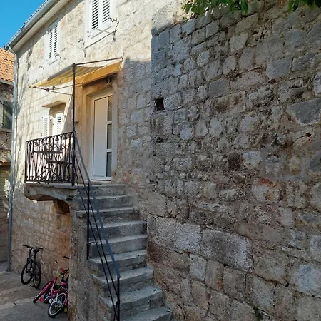 In Historic Center - Mikula, Ljubica, Toma Vis